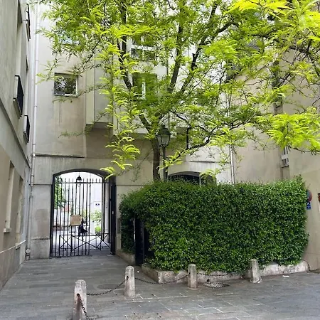 Comfort & Design 2 Bedroom Near Place Des Vosges Apartment